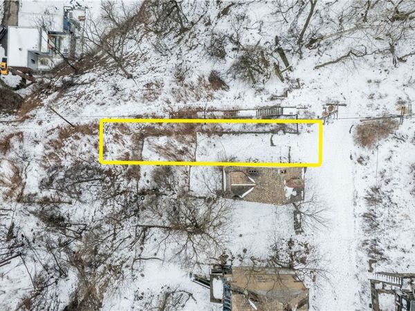 1900 Lithgow Avenue , Pittsburgh, PA 15214