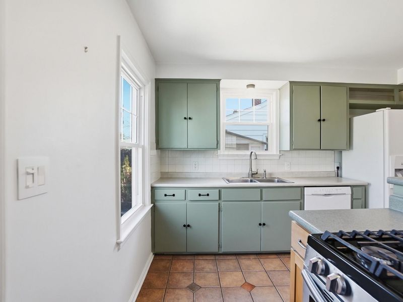 528 E Beechwold Boulevard, Columbus, OH 43214 Photo 11