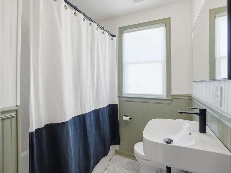 528 E Beechwold Boulevard, Columbus, OH 43214 Photo 22