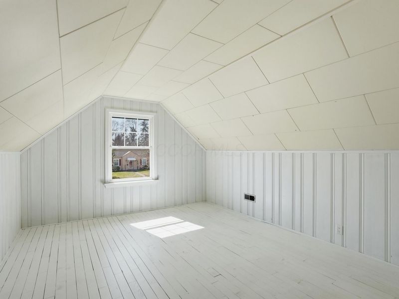 528 E Beechwold Boulevard, Columbus, OH 43214 Photo 28