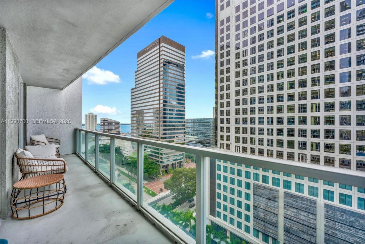 500 Brickell Ave, Unit 1810, Miami, FL 33131 Photo
