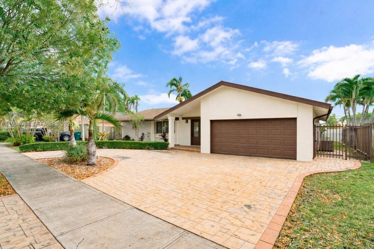 12911 SW 148th Terr Rd, Miami, FL 33186 Photo