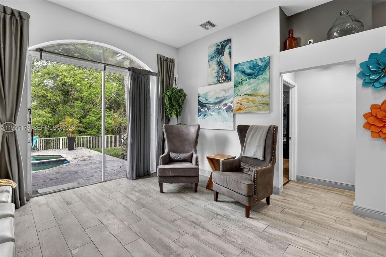 284 SW 180th Ave, Pembroke Pines, FL 33029 Photo