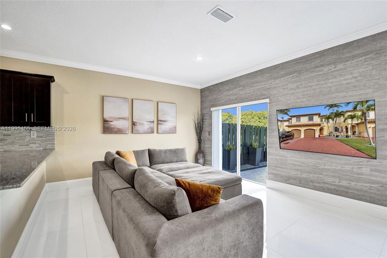 5144 SW 141st Ter, Miramar, FL 33027 Photo