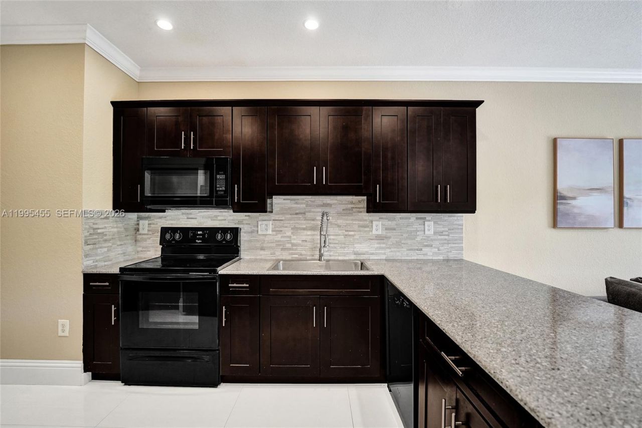 5144 SW 141st Ter, Miramar, FL 33027 Photo