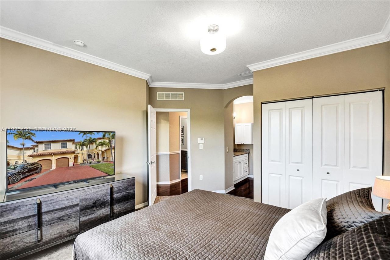 5144 SW 141st Ter, Miramar, FL 33027 Photo