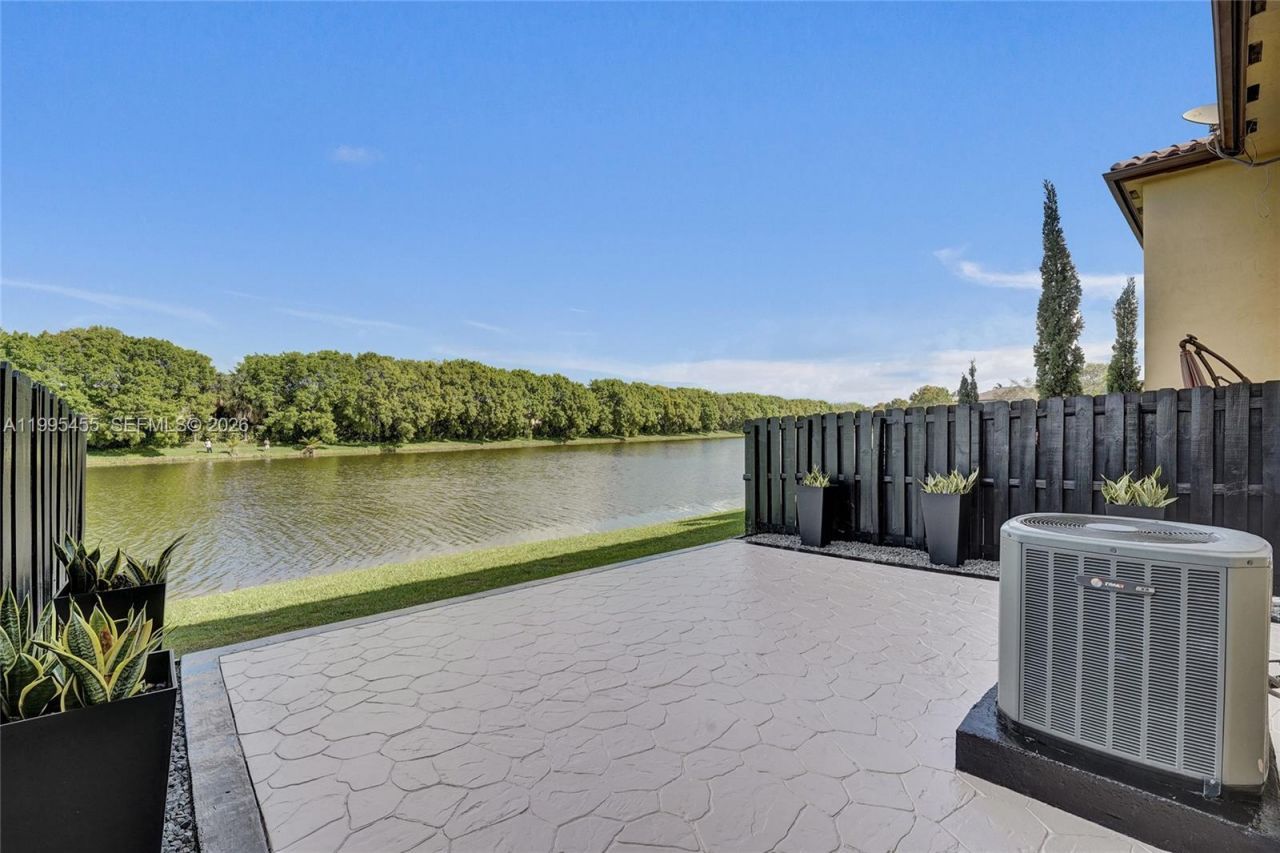 5144 SW 141st Ter, Miramar, FL 33027 Photo