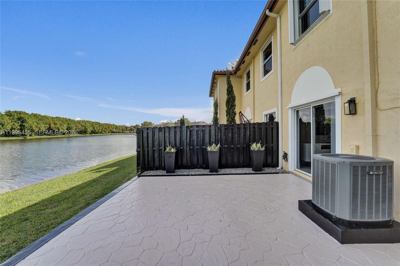 5144 SW 141st Ter, Miramar, FL 33027 Photo