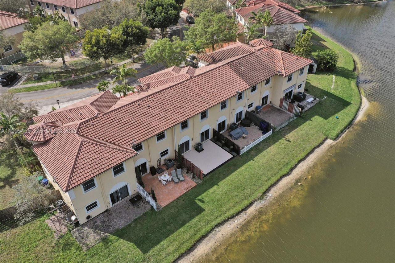 5144 SW 141st Ter, Miramar, FL 33027 Photo