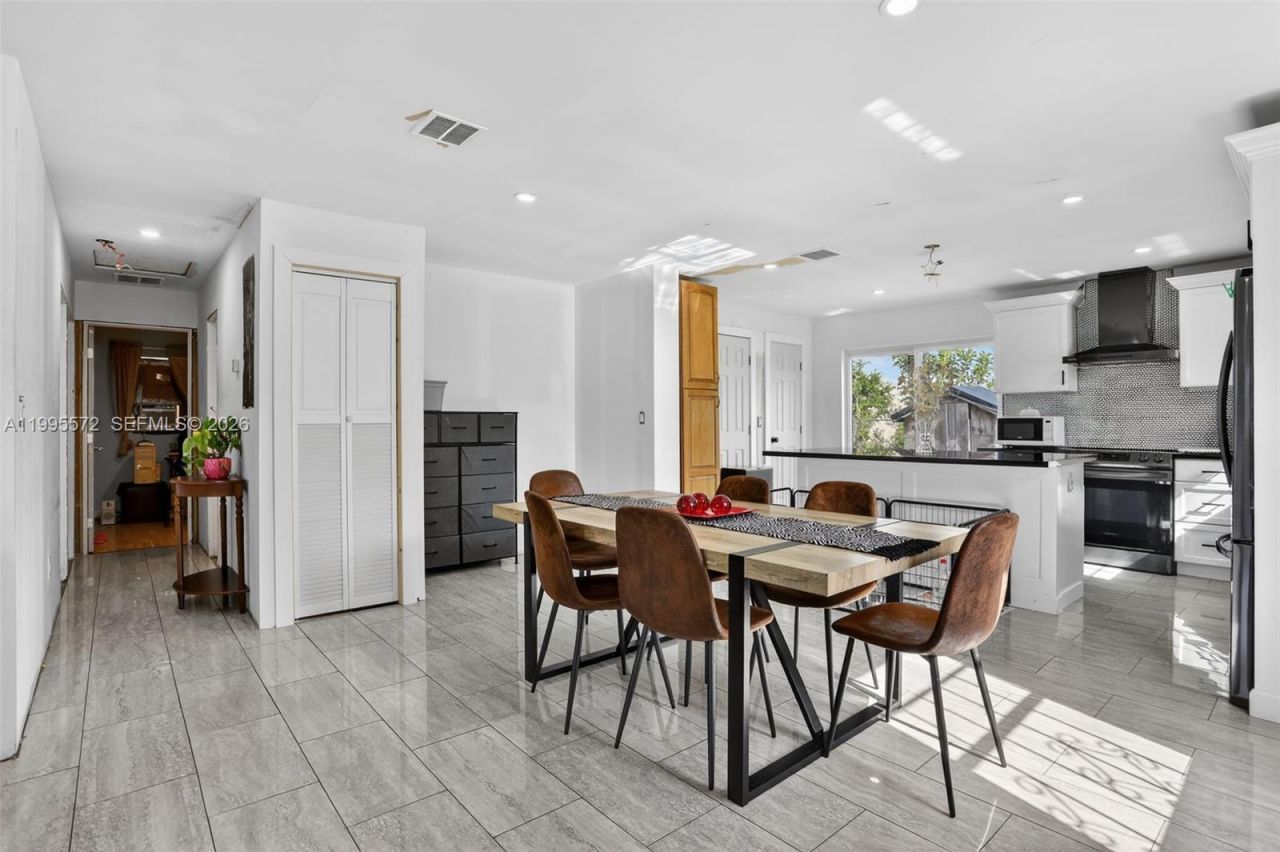 681 NW 21st St, Pompano Beach, FL 33060 Photo