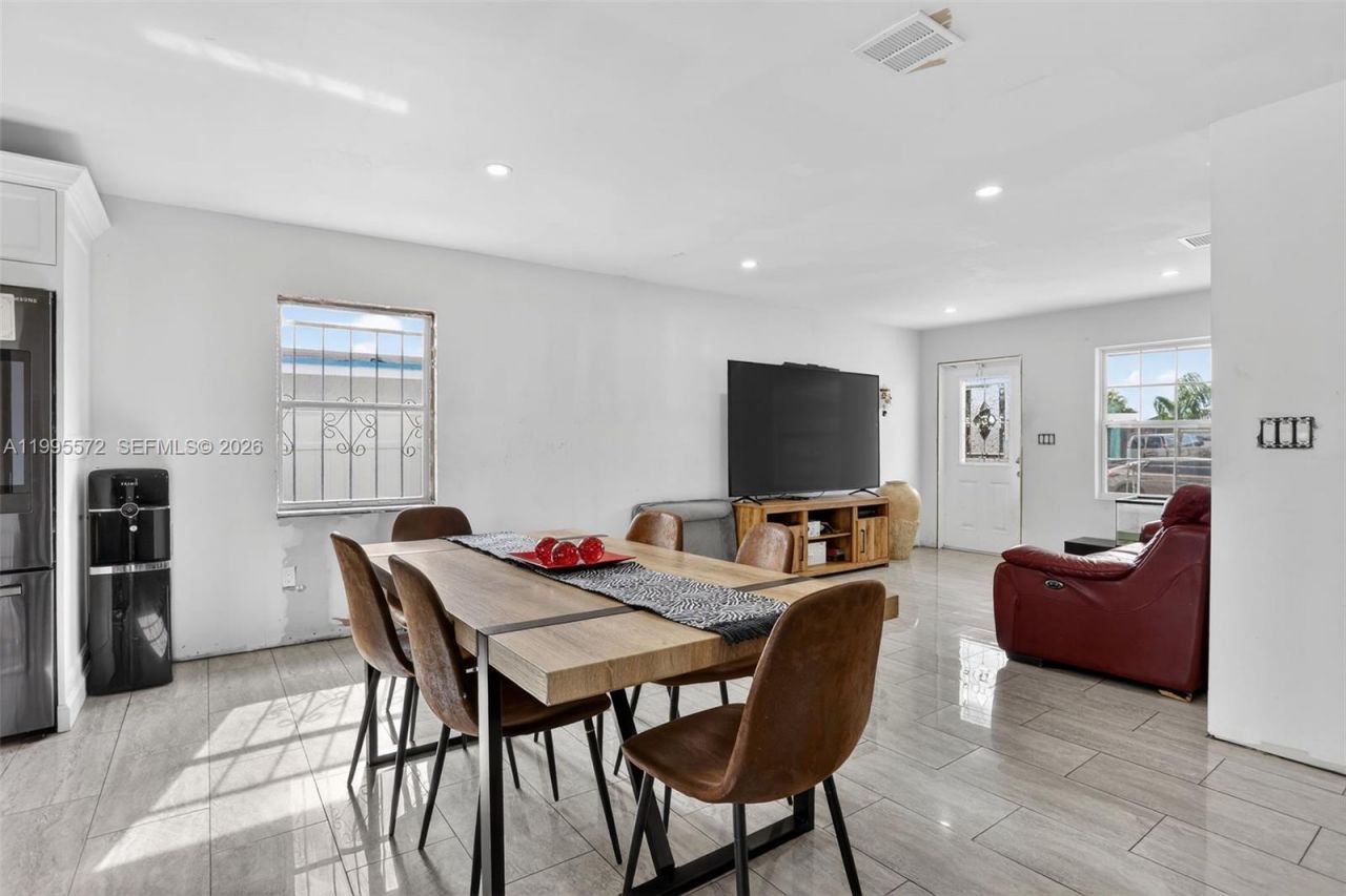 681 NW 21st St, Pompano Beach, FL 33060 Photo