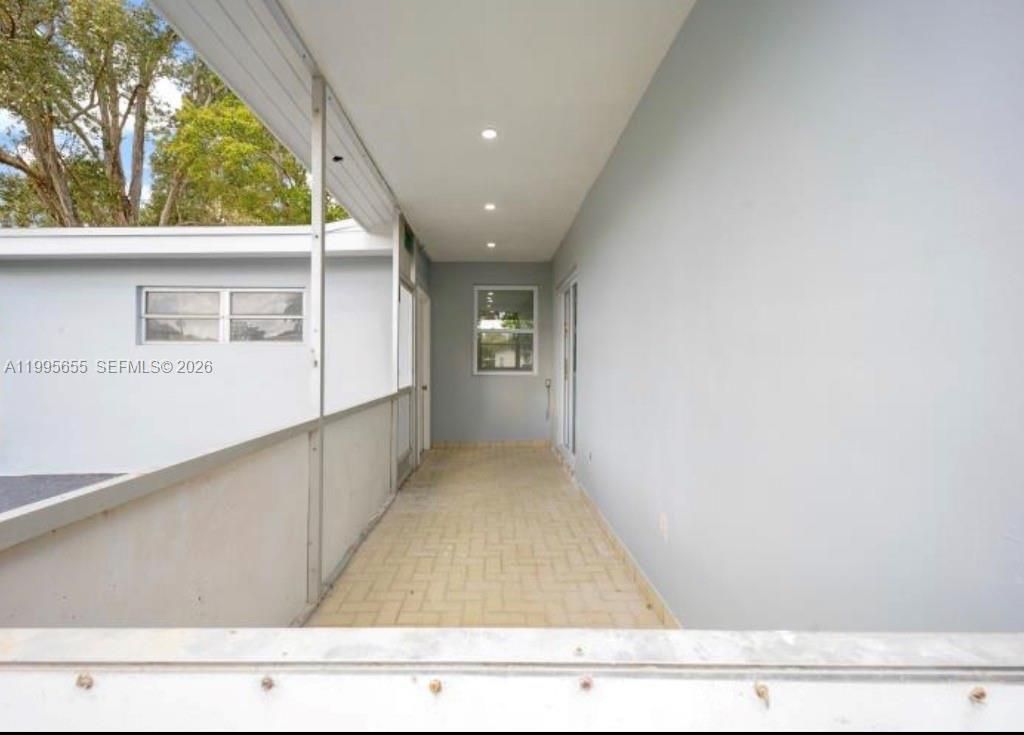 816 N Golf Dr, Hollywood, FL 33021 Photo