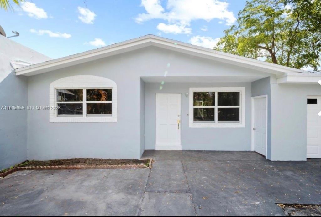 816 N Golf Dr, Hollywood, FL 33021 Photo