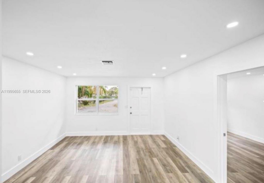 816 N Golf Dr, Hollywood, FL 33021 Photo