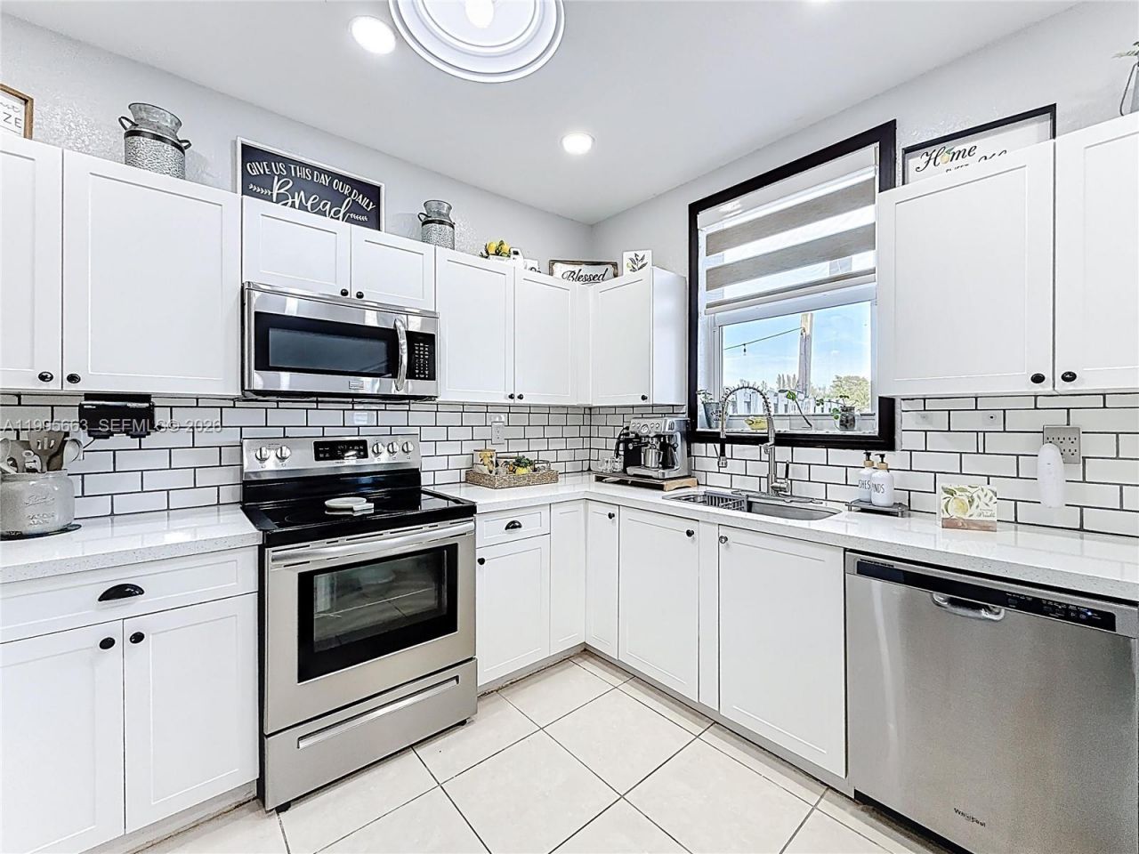1013 NE 42nd Ave, Homestead, FL 33033 Photo