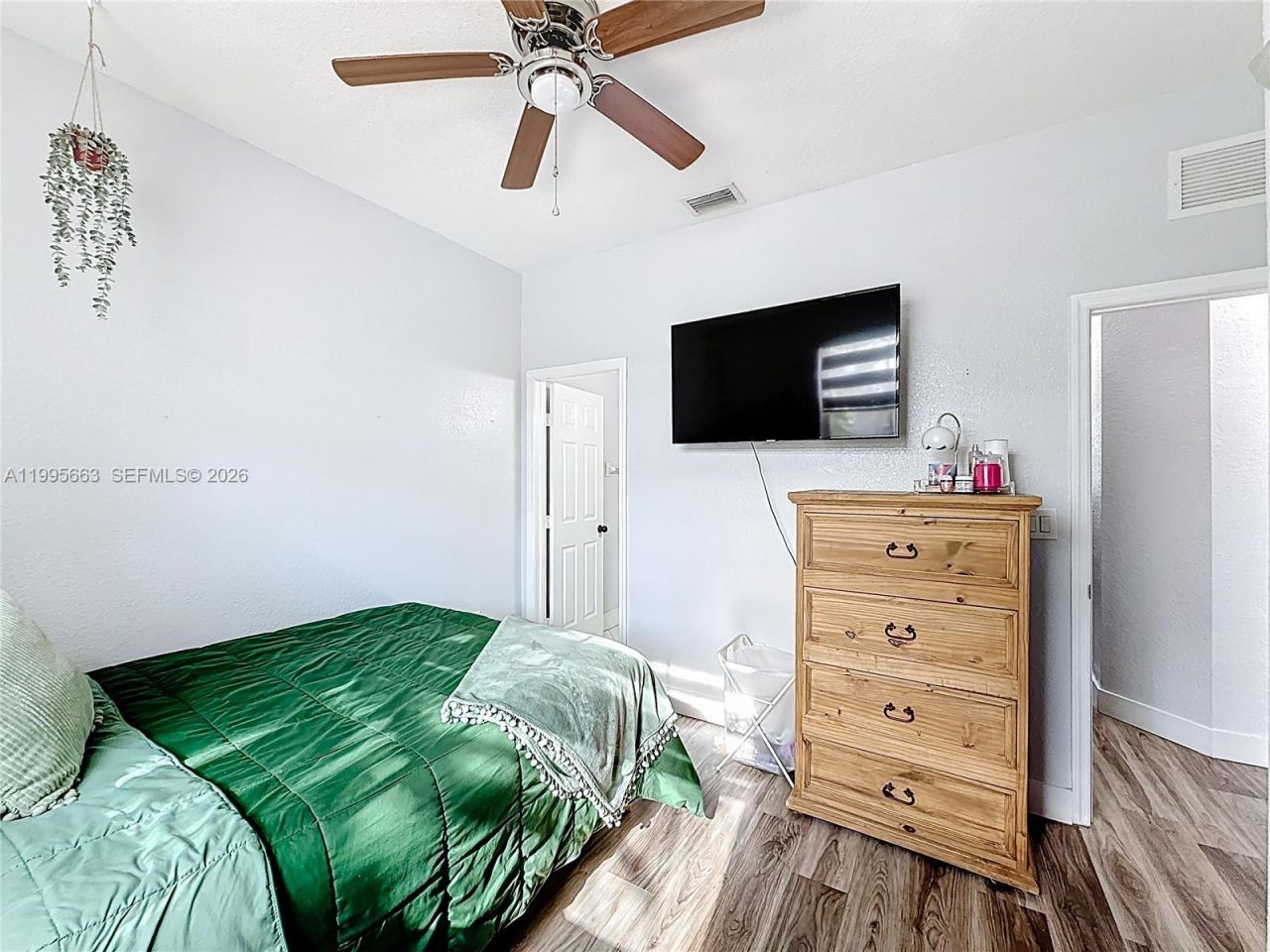 1013 NE 42nd Ave, Homestead, FL 33033 Photo