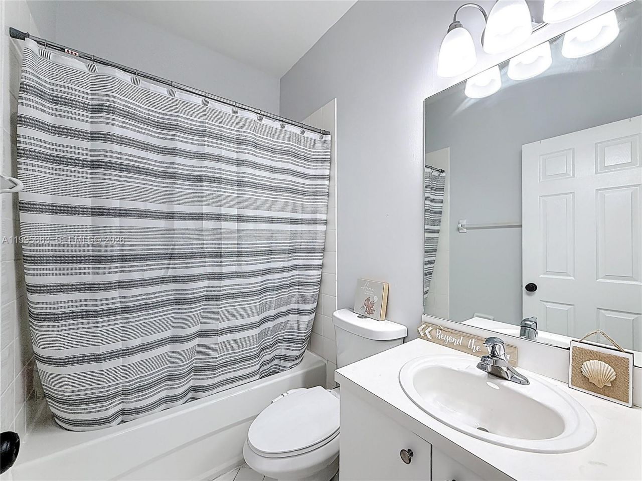 1013 NE 42nd Ave, Homestead, FL 33033 Photo