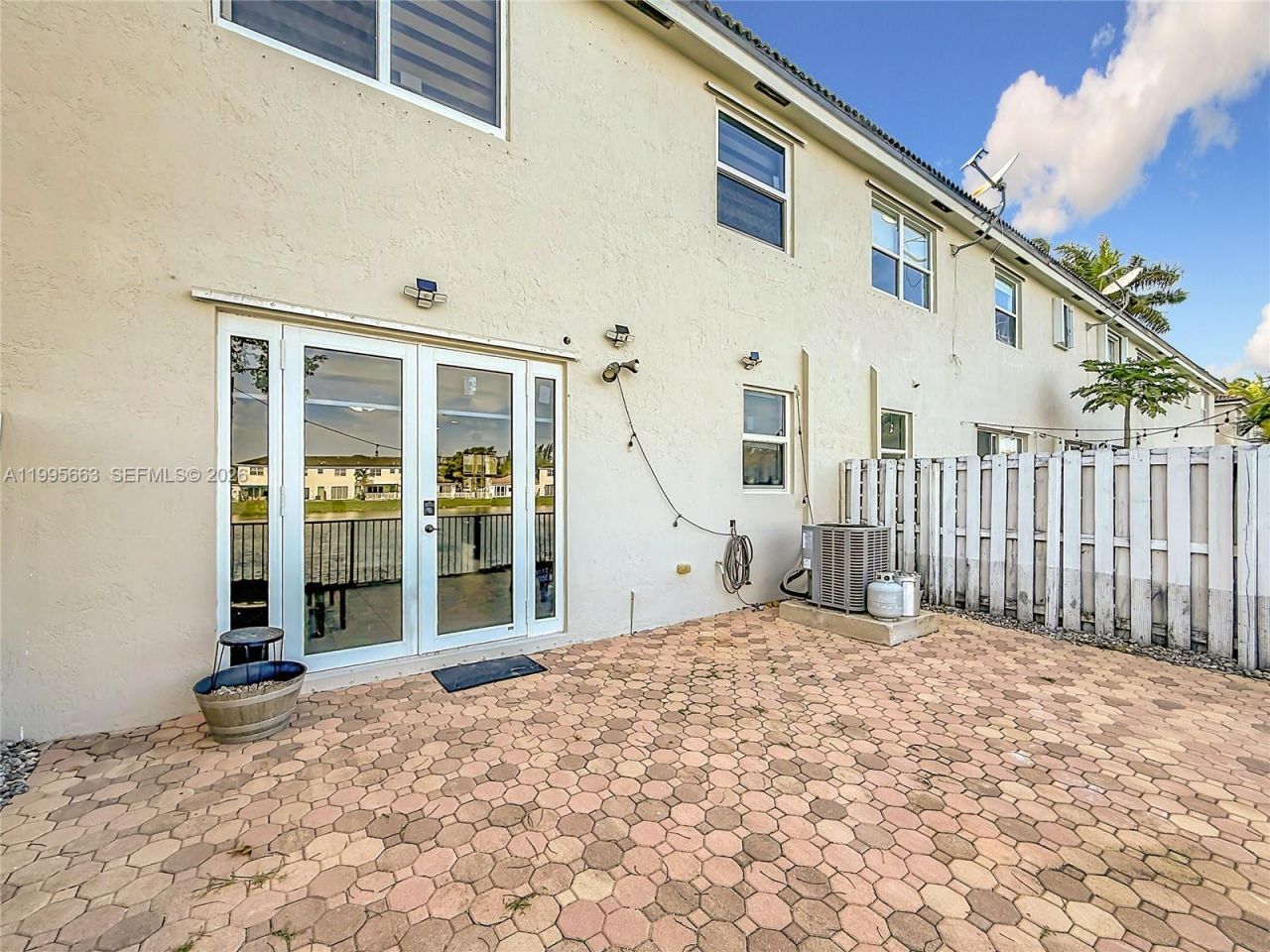1013 NE 42nd Ave, Homestead, FL 33033 Photo