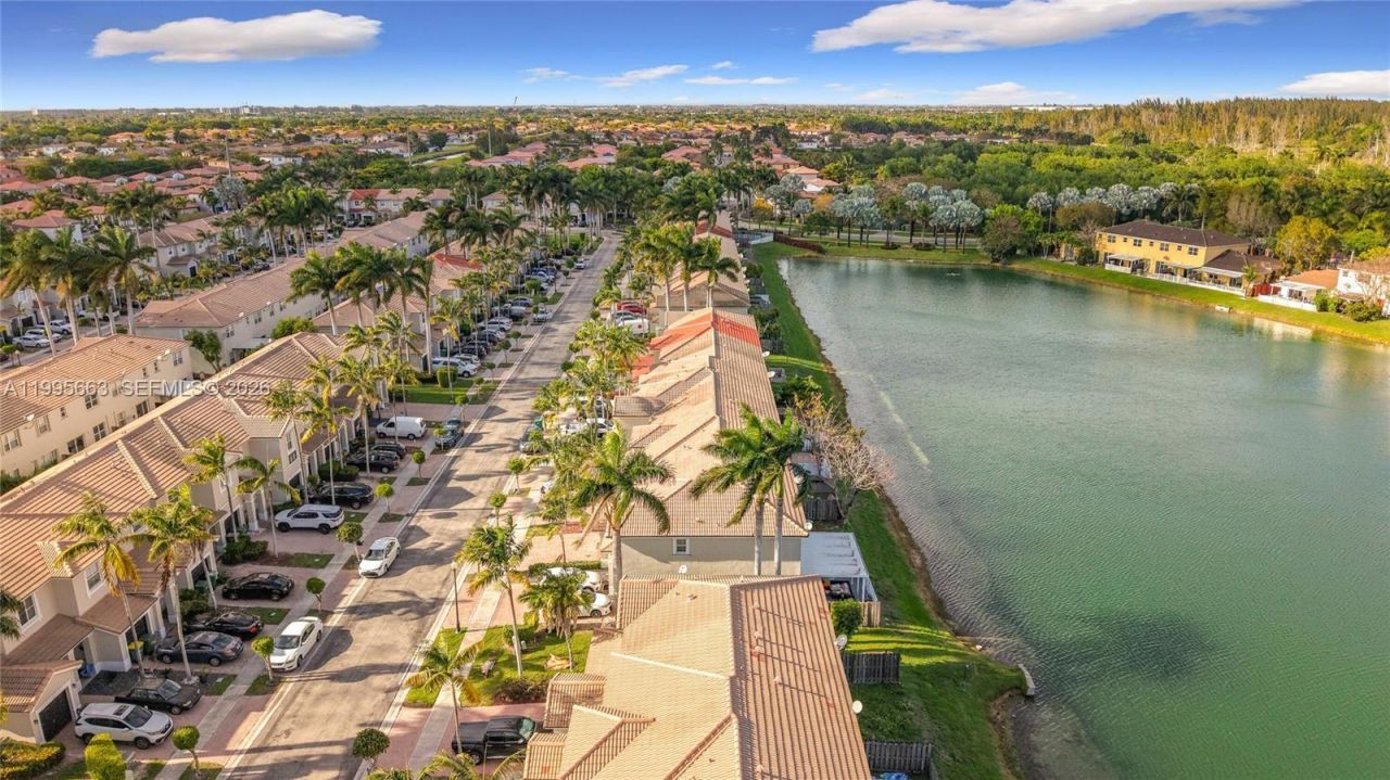 1013 NE 42nd Ave, Homestead, FL 33033 Photo