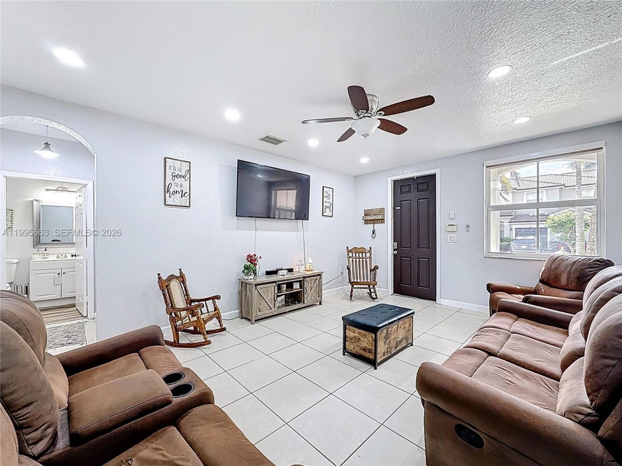 1013 NE 42nd Ave, Homestead, FL 33033 Photo