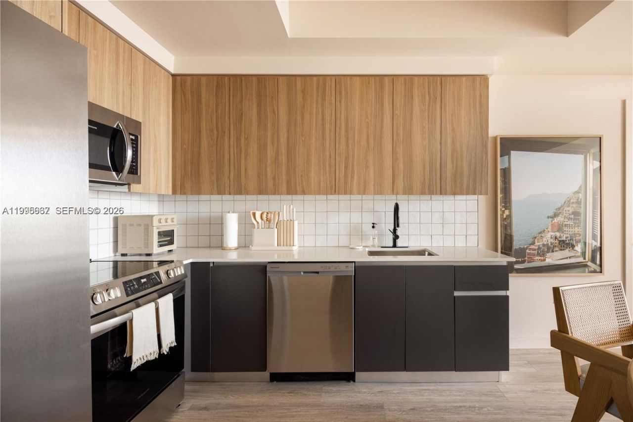 275 SW 6th St, Unit 1110, Miami, FL 33130 Photo