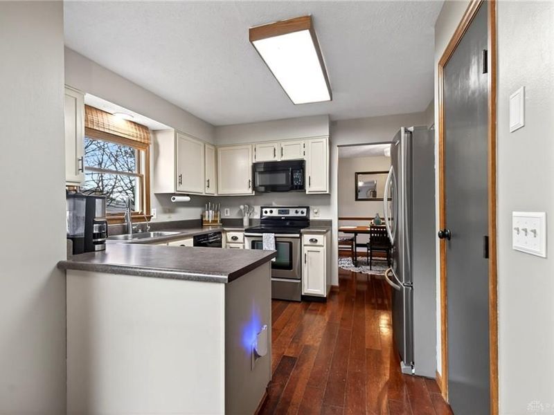 4165 Summerfield Drive, Dayton, OH 45432 Photo 14