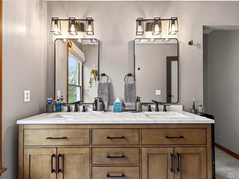 4165 Summerfield Drive, Dayton, OH 45432 Photo 22