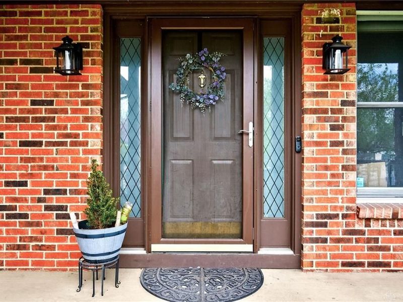 4165 Summerfield Drive, Dayton, OH 45432 Photo 3