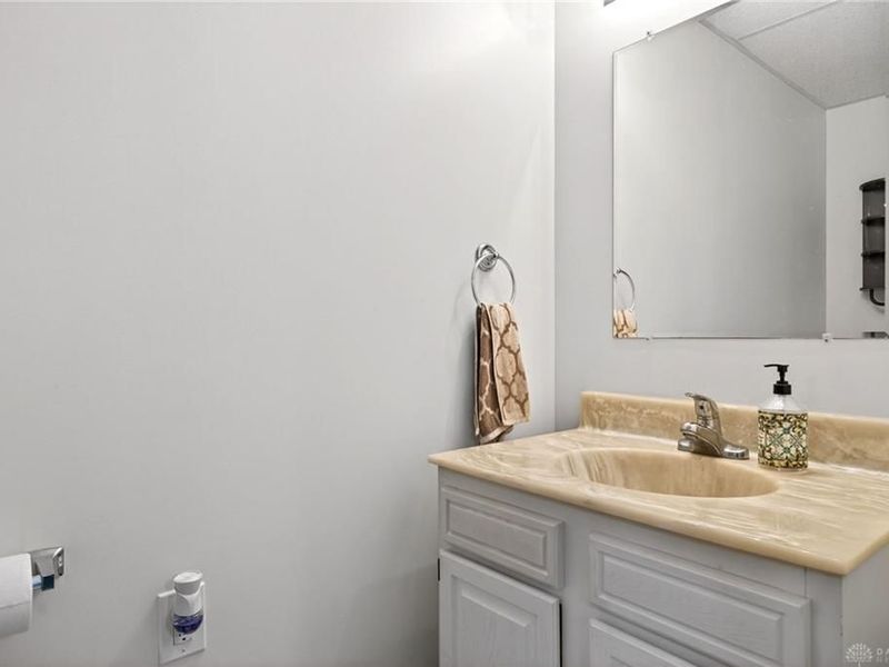 4165 Summerfield Drive, Dayton, OH 45432 Photo 32