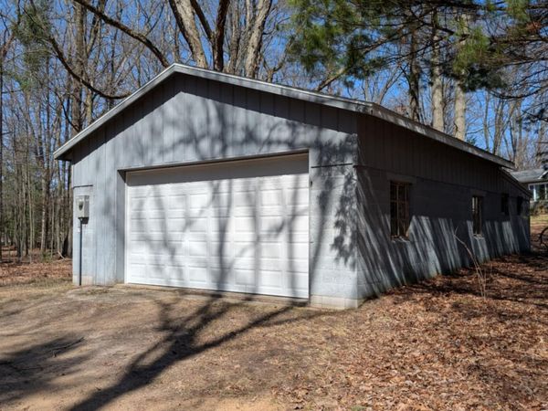 5764 W Bryant Road, Ludington, MI 49431