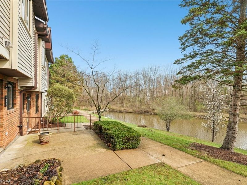 7073 Village Drive, Concord Township, OH 44060 Photo 30