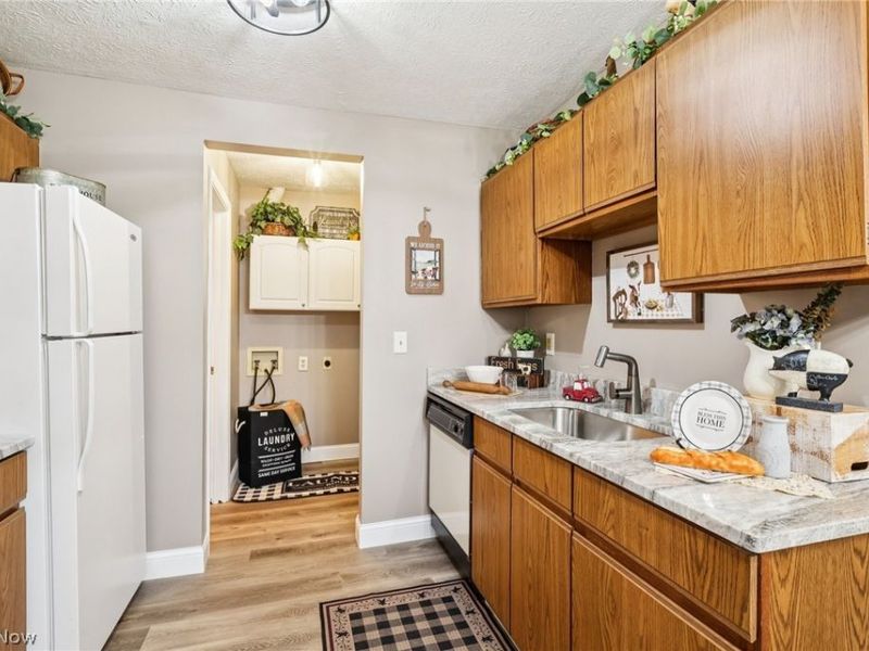 7073 Village Drive, Concord Township, OH 44060 Photo 6