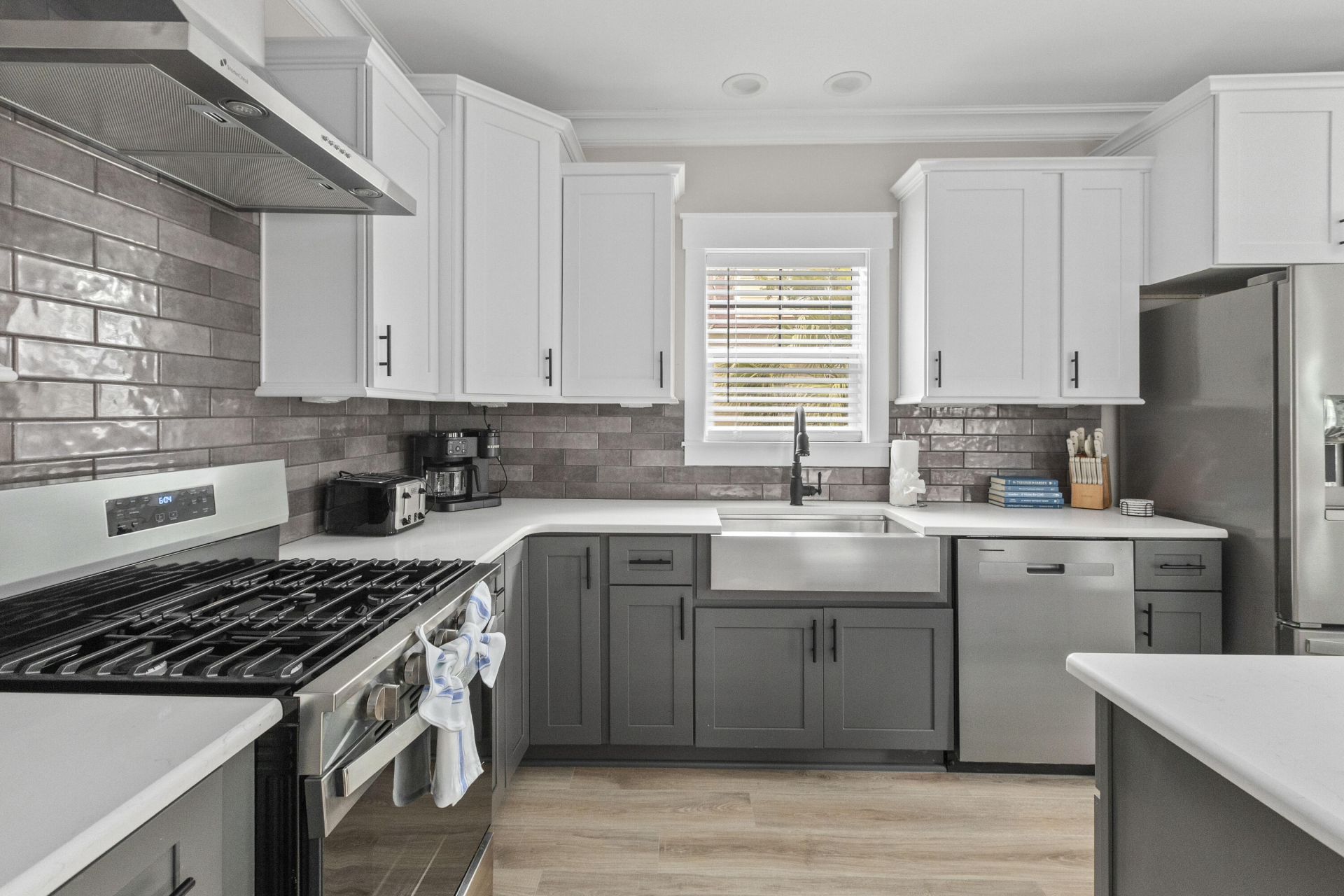 3506 Myrtle Street Photo 11