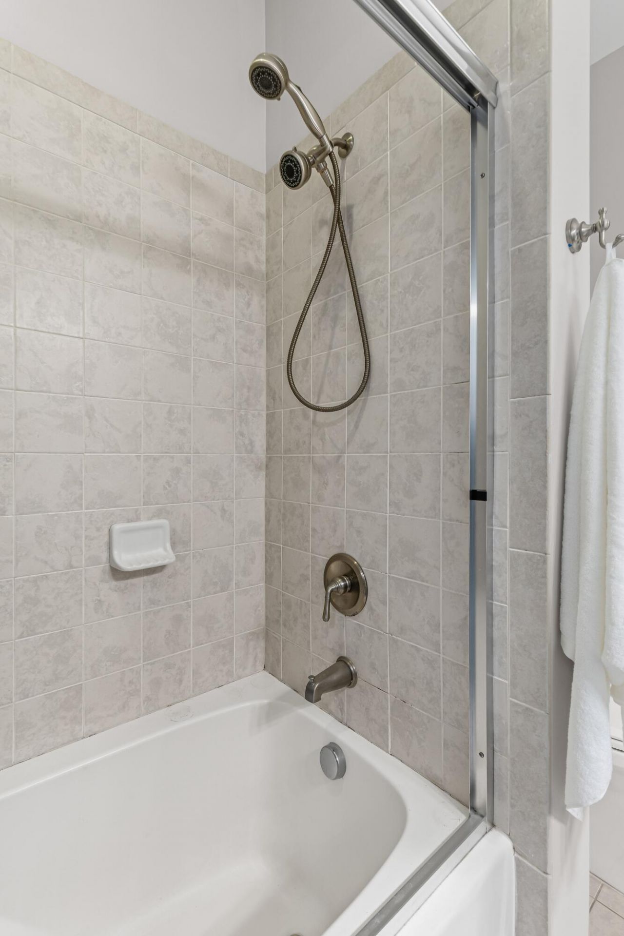 145 Pier View Street Photo 20