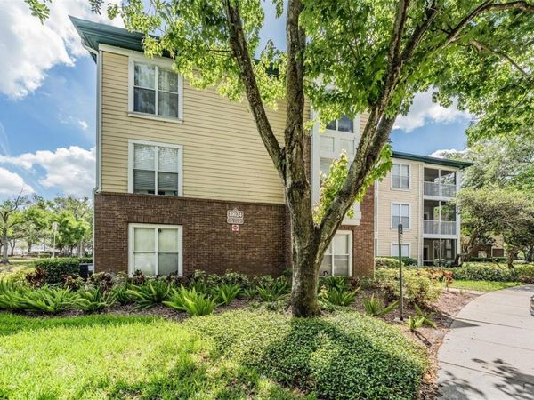 10024 STRAFFORD OAK COURT , Unit 802, TAMPA, FL 33624