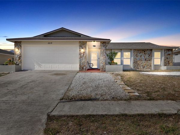 8819 WOODMONT LANE , PORT RICHEY, FL 34668