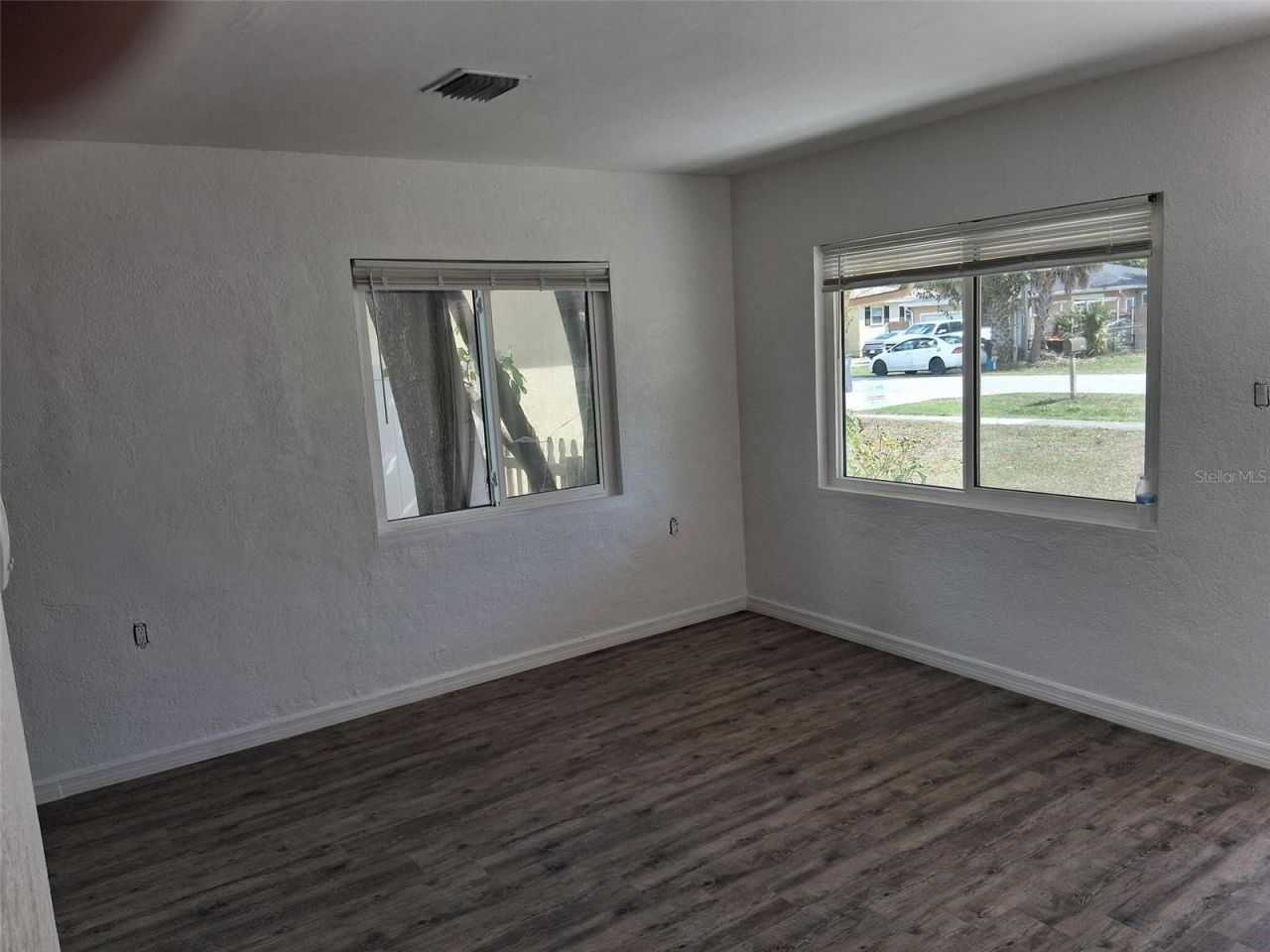 2855 40th Avenue N, Saint Petersburg, FL 33714 Photo