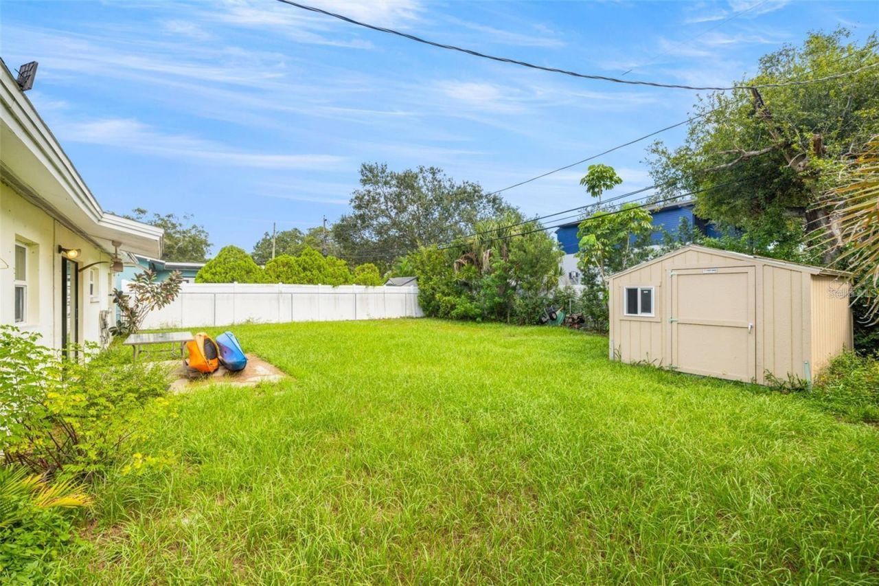 3252 21st Place Sw, Largo, FL 33774 Photo