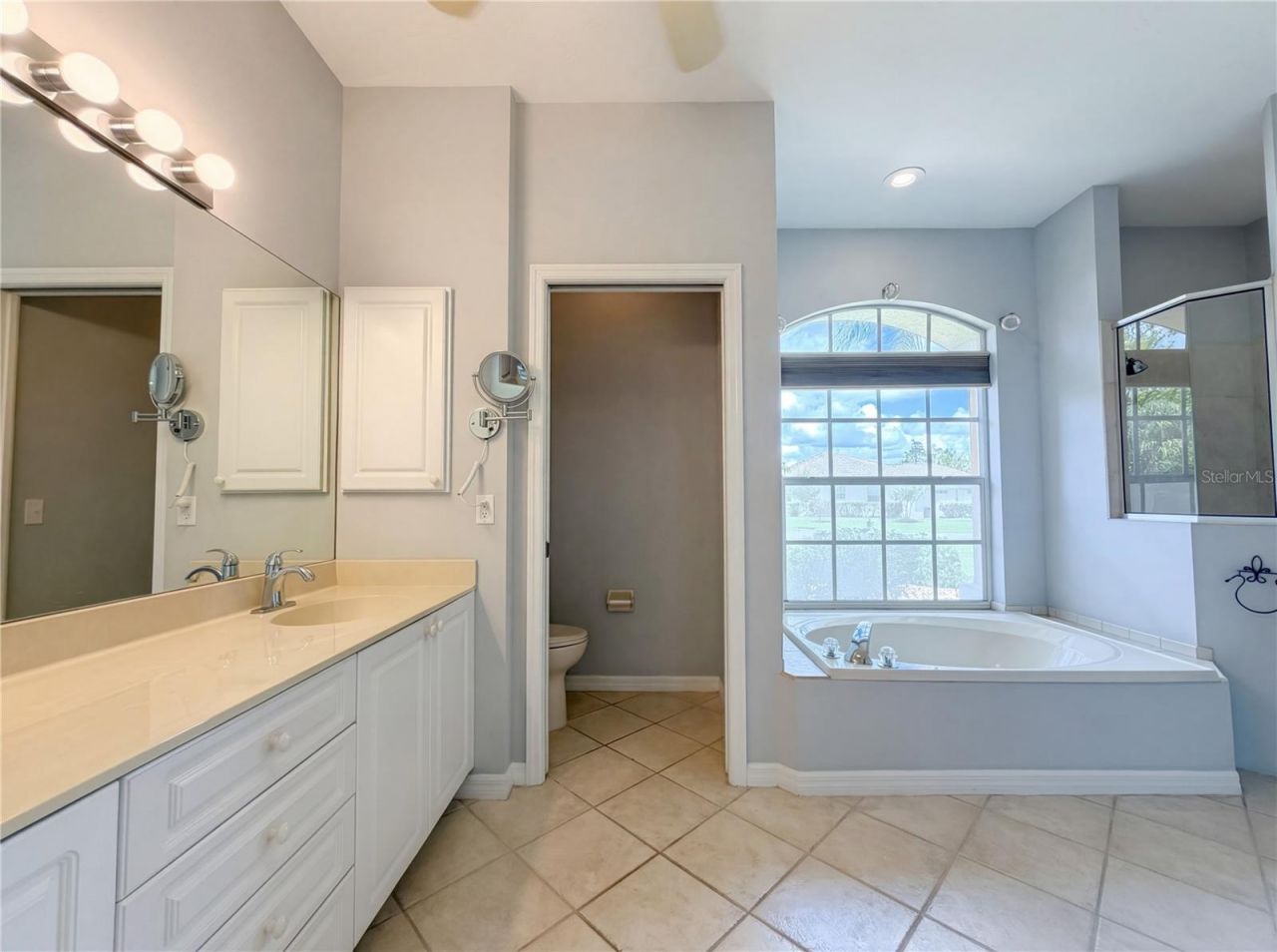 12567 SW Pembroke Circle N, Lake Suzy, FL 34269 Photo