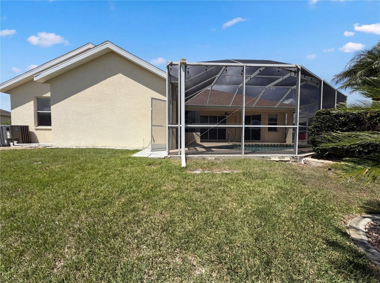 12567 SW Pembroke Circle N, Lake Suzy, FL 34269 Photo