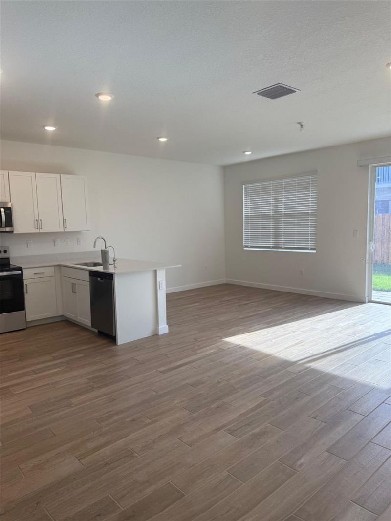 142 NE 14th Terrace , Homestead, FL 33033 Photo