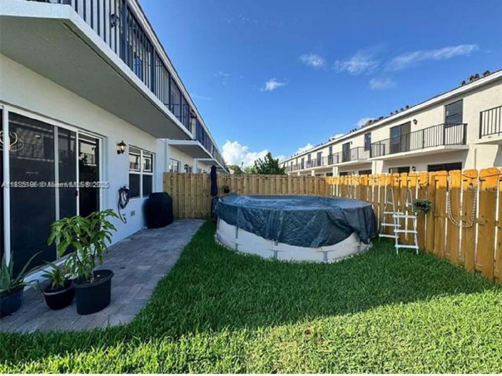 142 NE 14th Terrace , Homestead, FL 33033 Photo