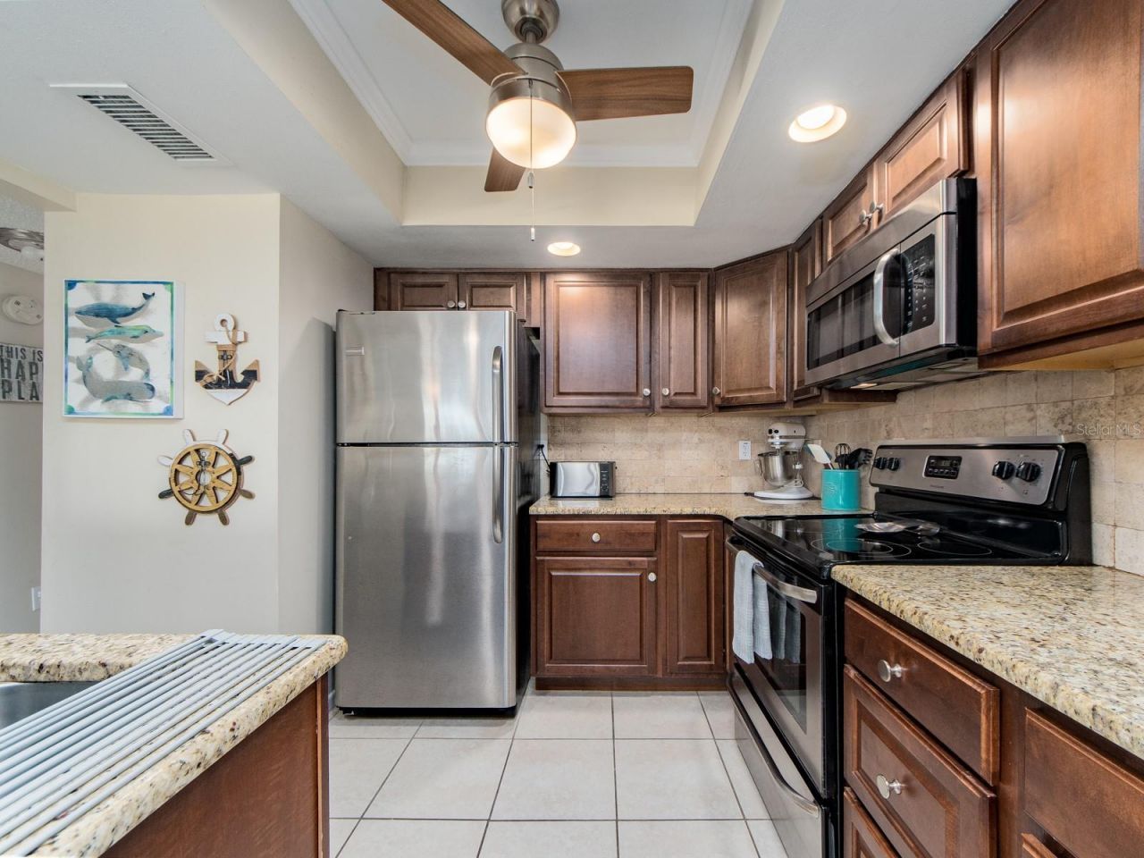 2406 Gulf Boulevard, Unit 204, Indian Rocks Beach, FL 33785 Photo