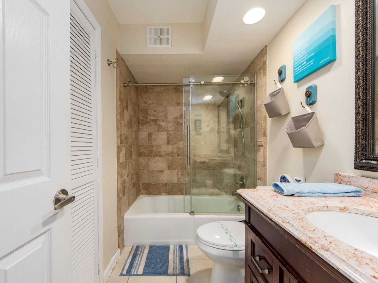 2406 Gulf Boulevard, Unit 204, Indian Rocks Beach, FL 33785 Photo
