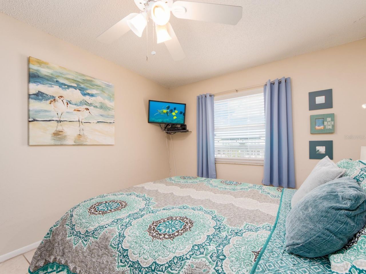 2406 Gulf Boulevard, Unit 204, Indian Rocks Beach, FL 33785 Photo