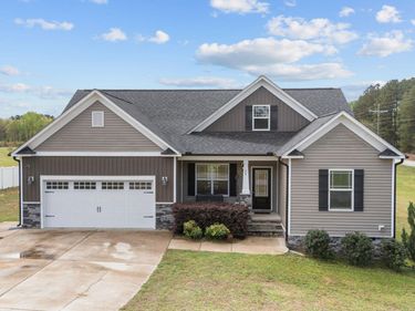 24 Carolina Landing Drive, Zebulon, NC 27597
