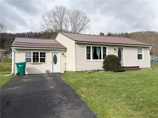 18 Clark Drive, Bradford, PA 16701