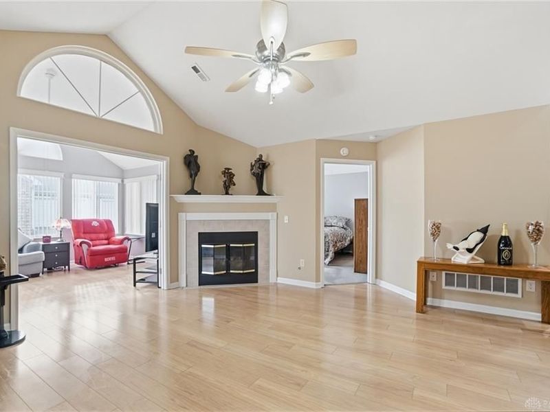 4662 Cobblestone Drive, Tipp City, OH 45371 Photo 7