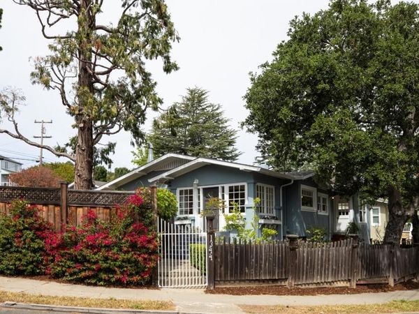 1344 Magnolia Avenue , San Carlos, CA 94070