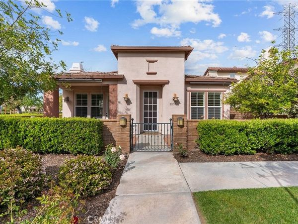 23753 Maple Leaf Court, Valencia, CA 91354